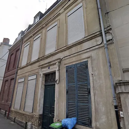 2 Pieces L'industriel En Centre-ville De